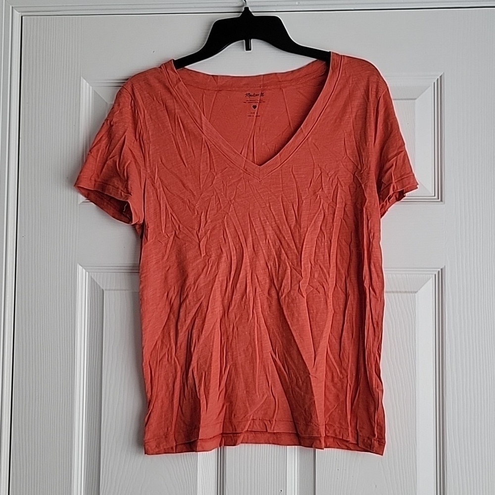 Madewell Women’s V Neck Shirt